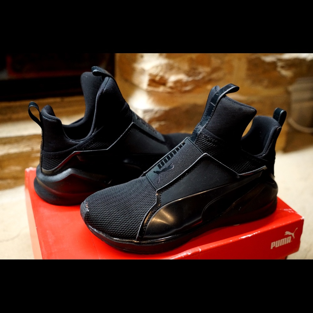 Puma shoes - Picture 1 of 5